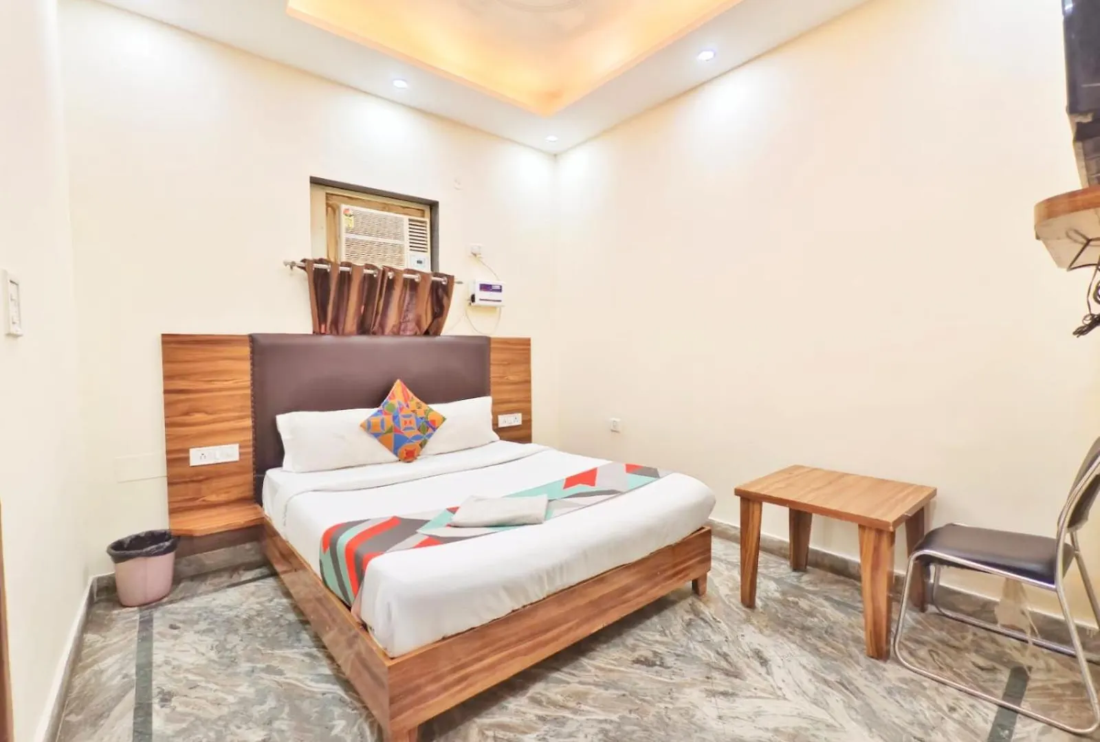Dev Hotel New Delhi India