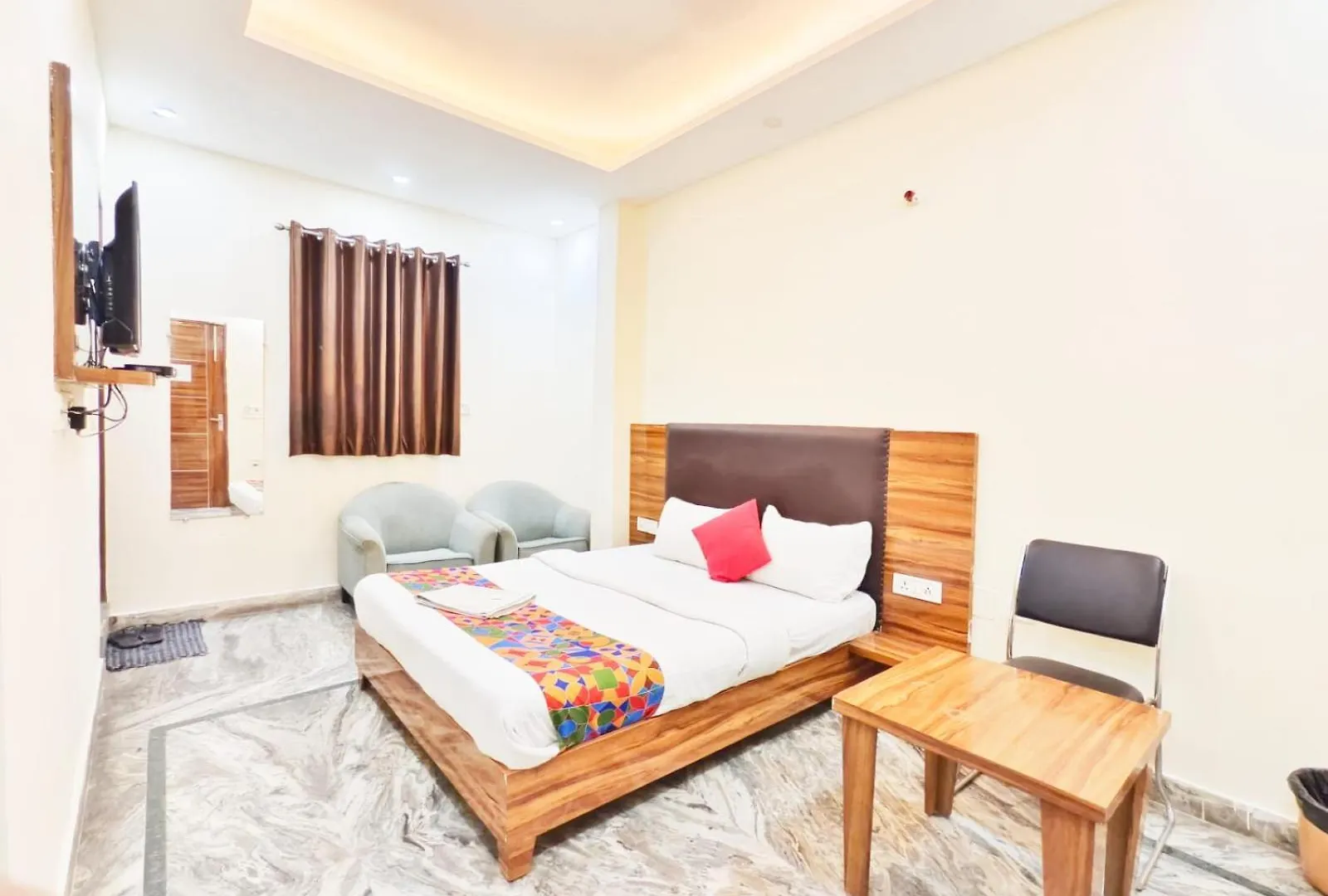 Dev Hotel location